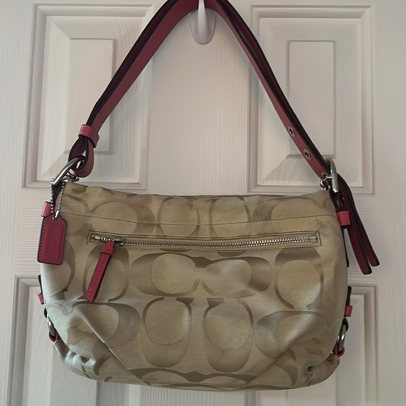 Coach convertible strap east west , pink leather trim, signature canvas bag GUC - Picture 10 of 10